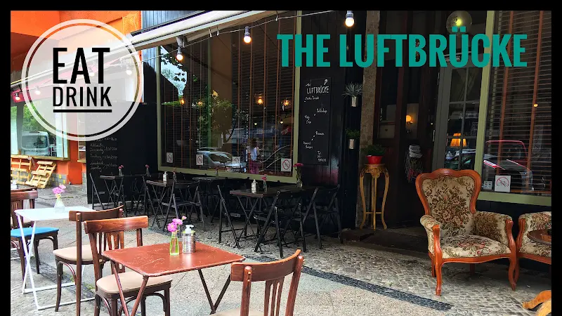 The Luftbrücke restaurant ristorante a Berlin