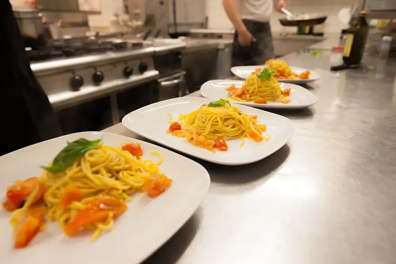 Lauretta_Berlin_slider_image_2