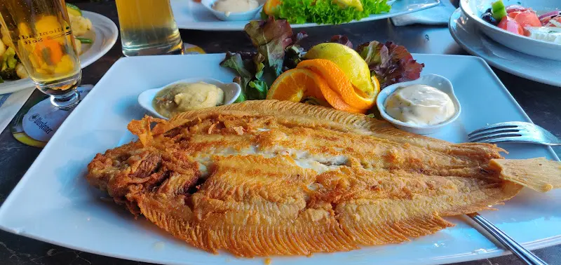 Nikos P_Ta Dio Aderfia_Berlin_recensione