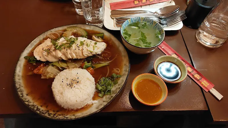 Saigon Food Restaurant_Berlin_slider_image_3