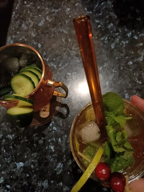 Kouzoubachian Maxence_Bambus Am See_Berlin_review