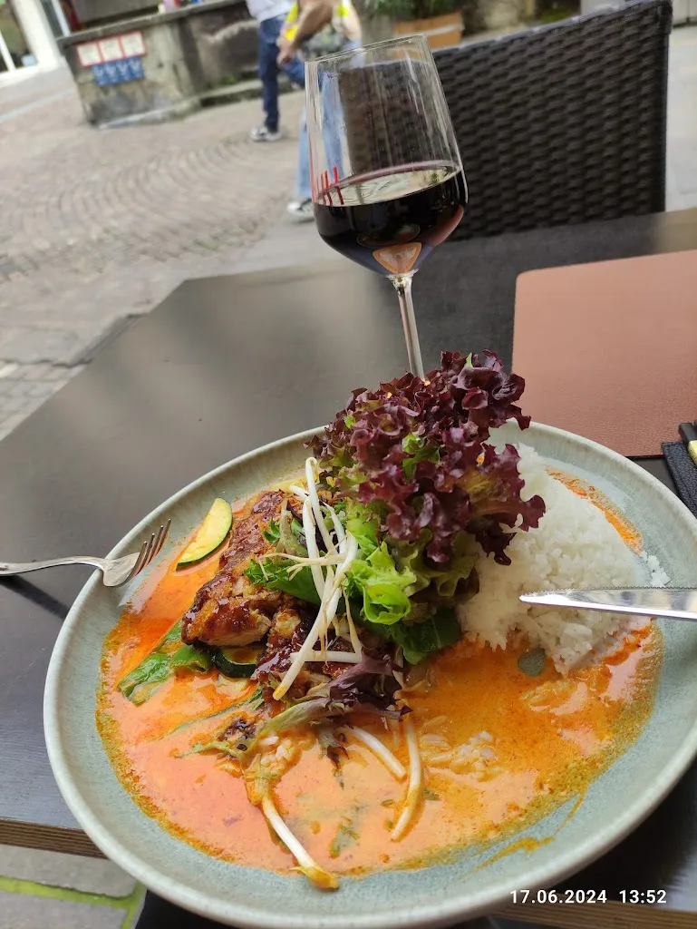 Menu_Hugo Sushi Bar & Asian Cuisine_Baden-Baden_immagine_6