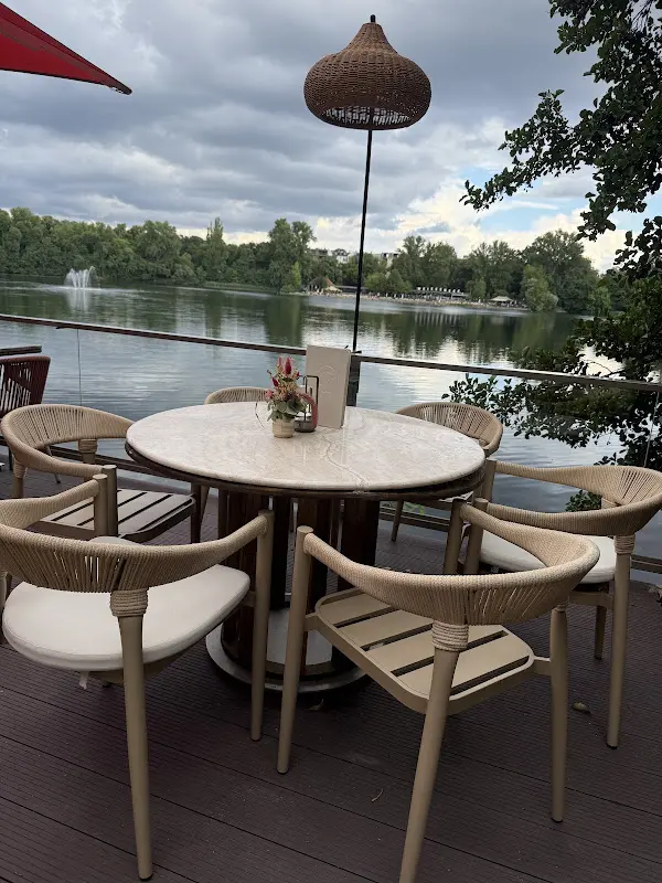 Ormos by Milchhäuschen_Berlin_slider_image_1