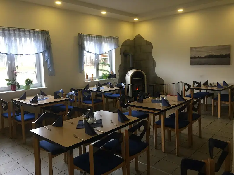 Brutzelstube Dolgelin restaurant in Lindendorf