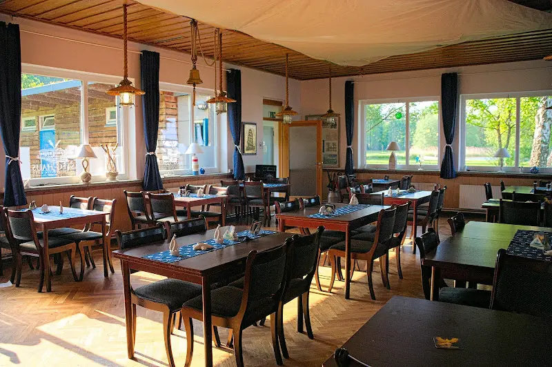 Steg-Haus am Seglerhafen GmbH_Malchow_slider_image_1