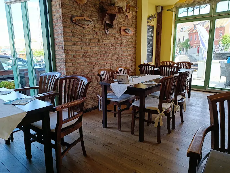 Dat Fischhus ristorante a Malchow