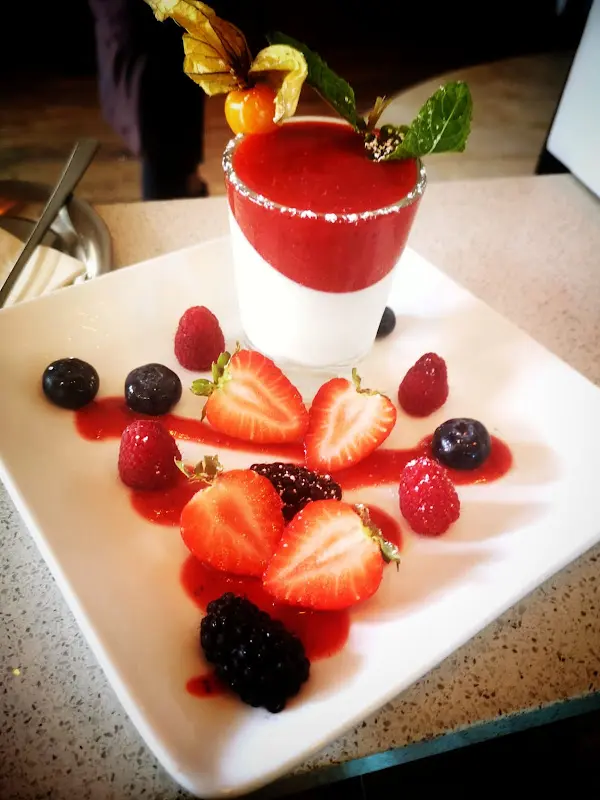 Eiscafé & Pizzeria Al Porto Malchow_Malchow_slider_image_2