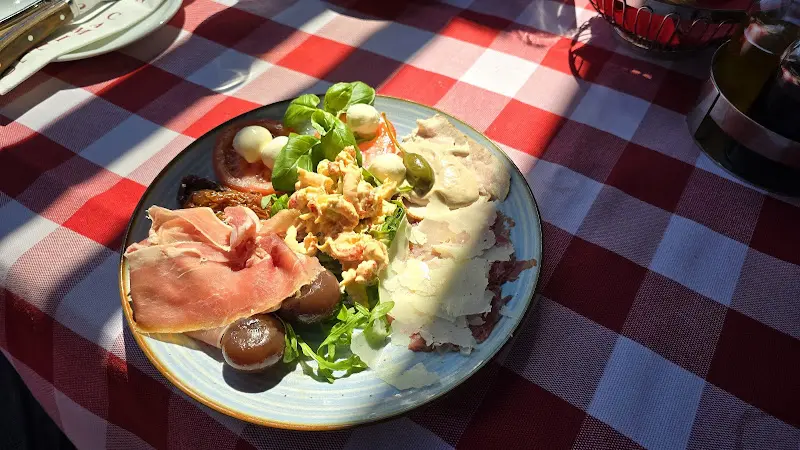 Ristorante Don Camillo_Malchow_slider_image_3