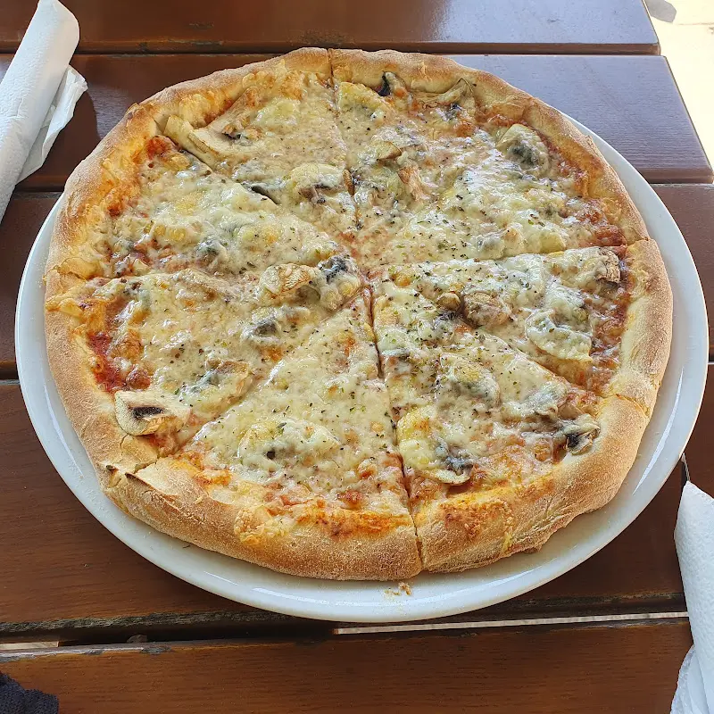 Jesso's Pizza-Haus_Malchow_slider_image_3