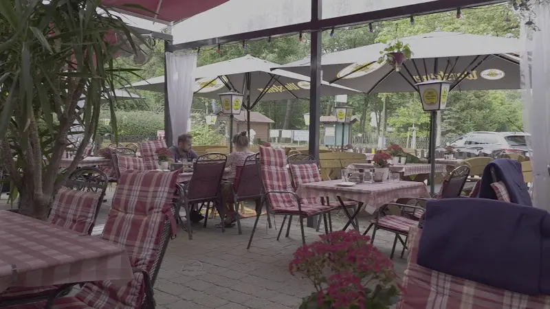 Osteria Del Maiale Pezzato - Das gefleckte Schwein restaurant in Petershagen/Eggersdorf