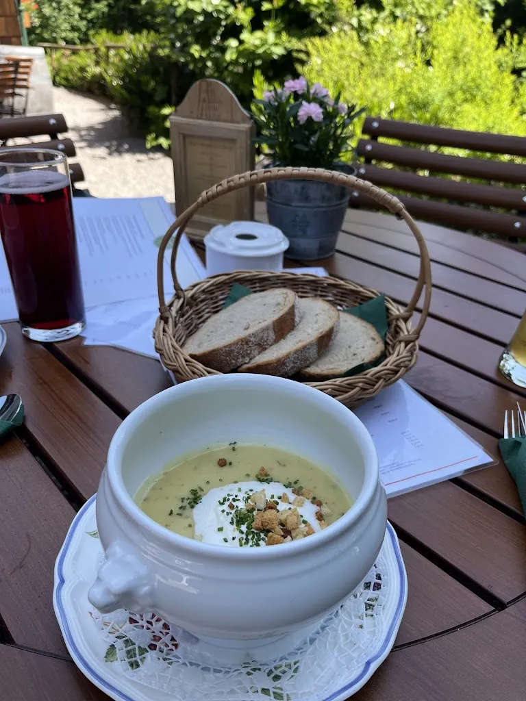 Scott Conrad_Wanderhütte Sattelei - Hotel Bareiss GmbH_Baiersbronn_reseña