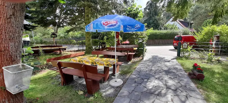 Zur Hirschtränke ristorante a Belzig