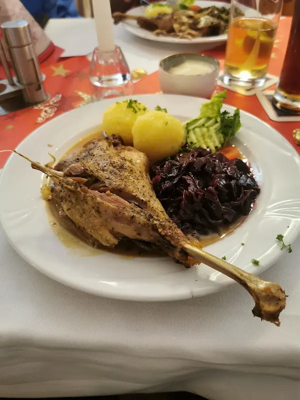 Gartenlokal Zu den Nußbäumen restaurant in Hennigsdorf