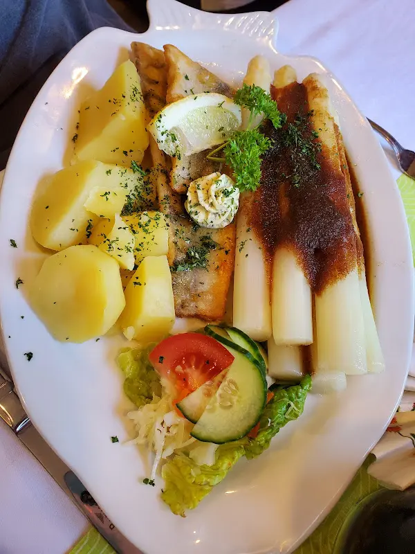 karen schneider_Lutz Bastian Landgasthof 