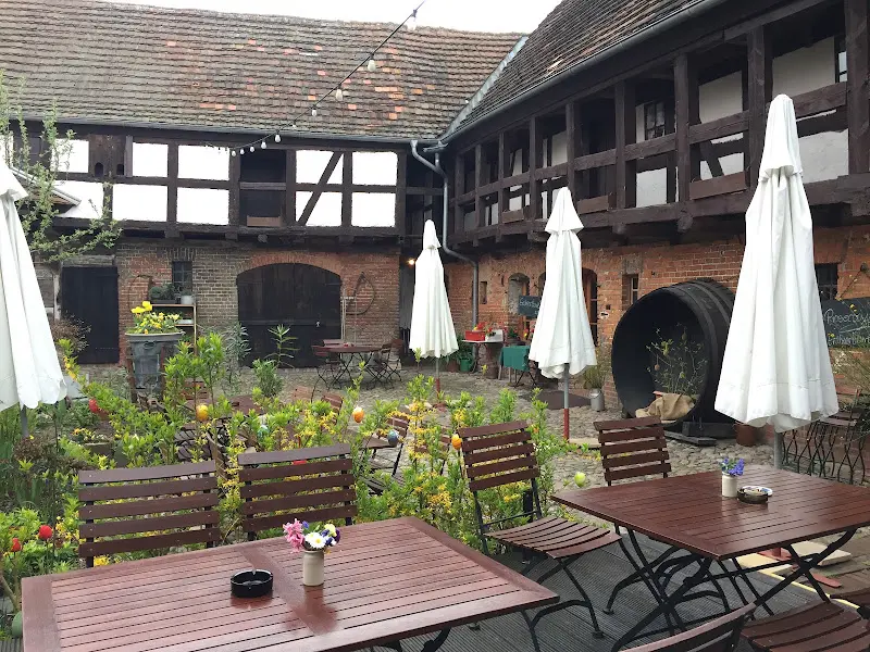 Olivia Oberle Ruiz_Zur alten Brauerei_Beelitz_review