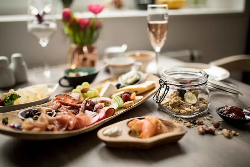 LandAroma Bed & Breakfast • Koch- & Grillschule_Bestensee_slider_image_3