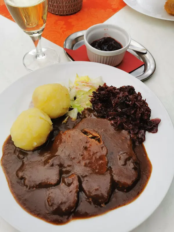 Uwe Robbel_Gaststätte 