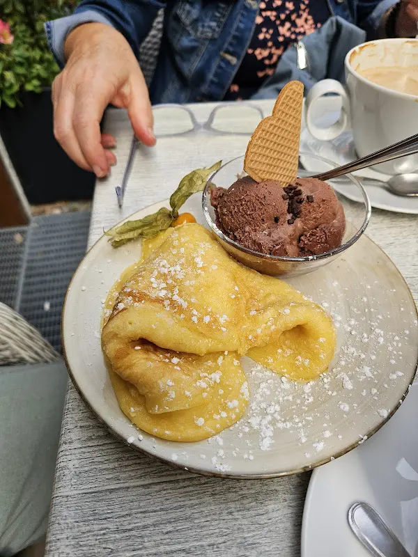 Kaffeehaus Madlen im neuen Rathaus_Berlin_slider_image_3