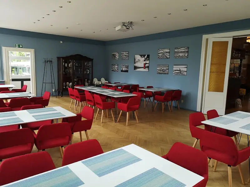 Gaststätte "Zum Bootshaus" restaurant in Havel