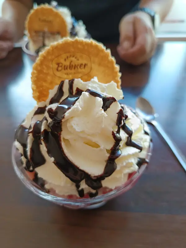 Claudia Okrob-Zecha_Bakery Bubner & Son_Calau_review