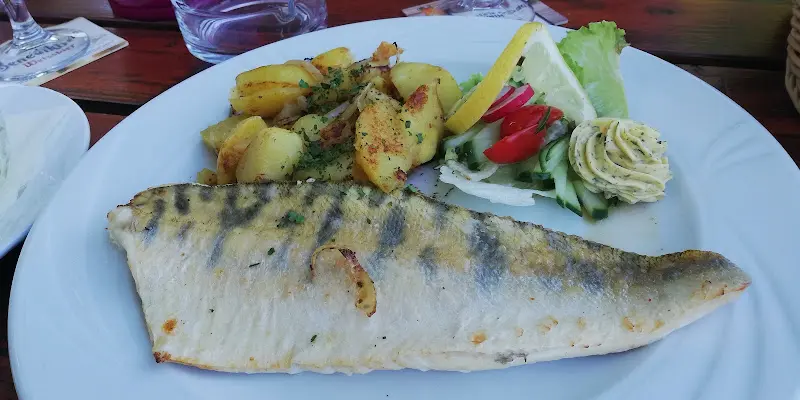 Wirtshaus zur Linde_Pinnow_slider_image_3