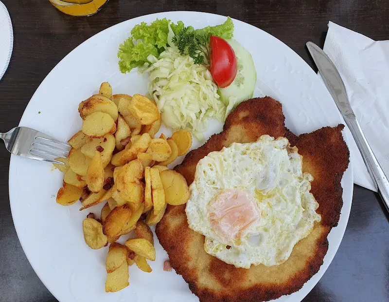 Hotel- Restaurant- Eiscafe 