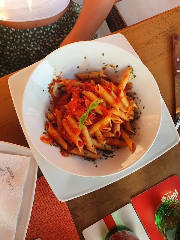 Patrick_Pizzeria & Café LaVida_Austria_review