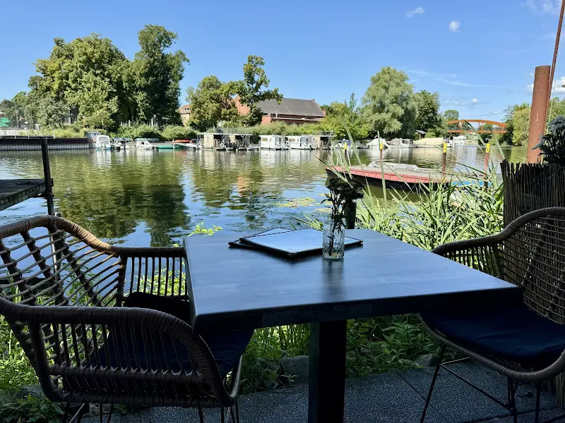 Restaurant Weidelounge / Teeladen Brandenburg restaurant in Havel