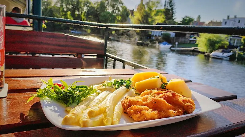 Gaststätte Zur Insel_Havel_slider_image_3