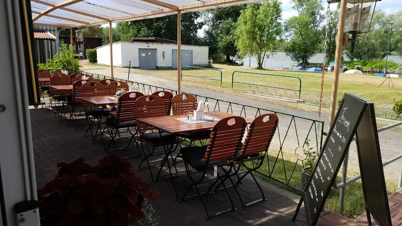 Brückenstube restaurant in Havel