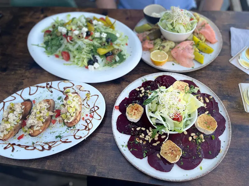 Fontane Lounge mit Kajakverleih_Havel_slider_image_3