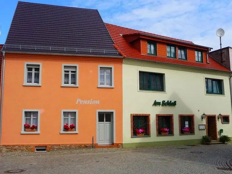 Gasthof und Pension "Am Schloß" restaurant in Drebkau