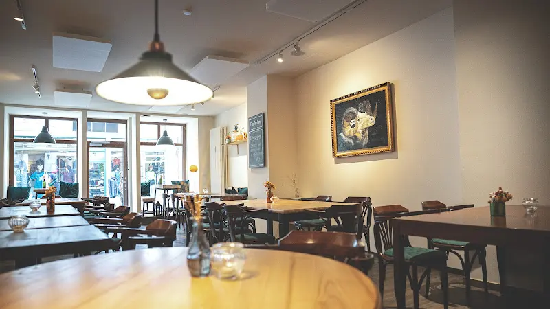 Kochkommode [Lokal] - Das Restaurant_Eberswalde_slider_image_1