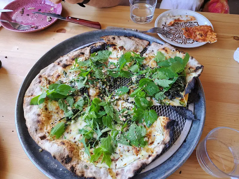 Prostens Pizza_Sweden_slider_image_2