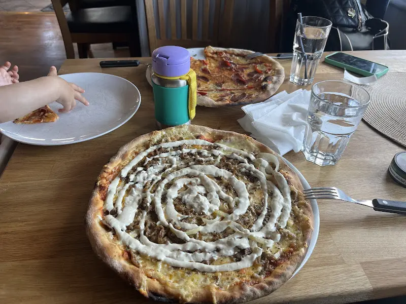 La Casa Pizzeria_Sweden_slider_image_3