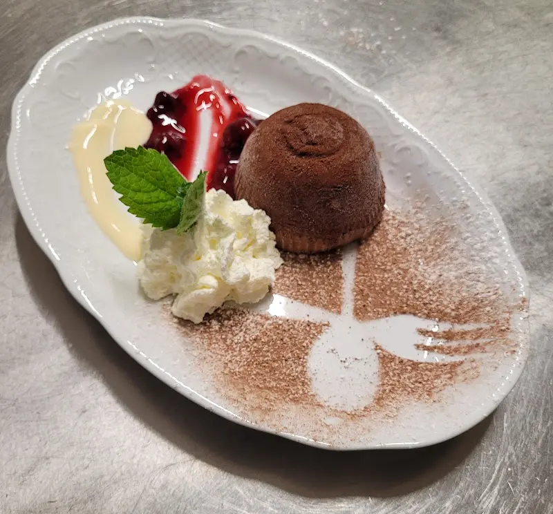 KUDELAS MARTIN_Zum Grünen Baum_Eisenhüttenstadt_review