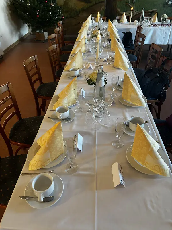 Conny_Gasthaus & Pension 