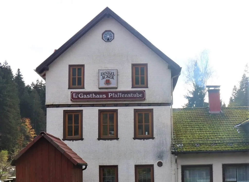 H R Bal_Restaurant Pfaffenstube_Seewald_avis