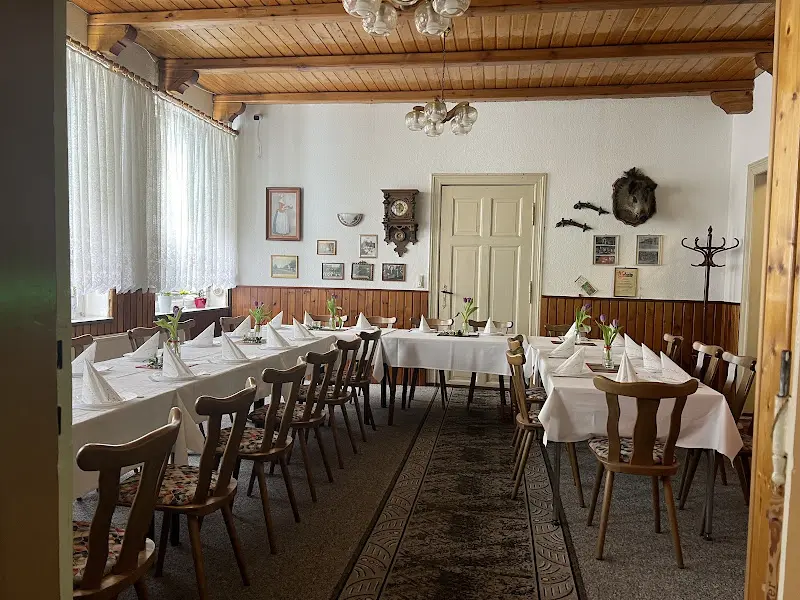 Stadtgespräch in der Bauernschänke | Gaststätte, Pension & Camping_(Lausitz)_slider_image_3