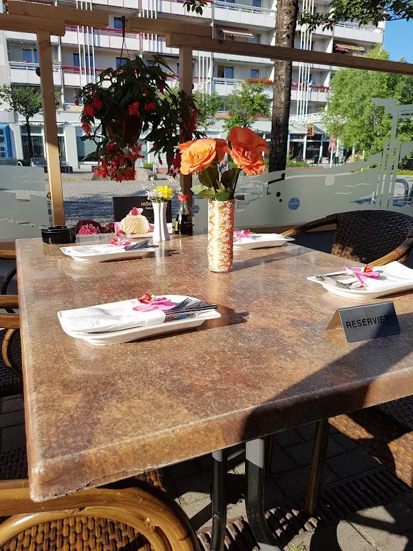 MCHella - AsiaFood & Sushibar ristorante a (Lausitz)