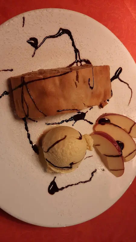 Kay H._Dorfkrug und Pension Kuhhorst_Fehrbellin_review