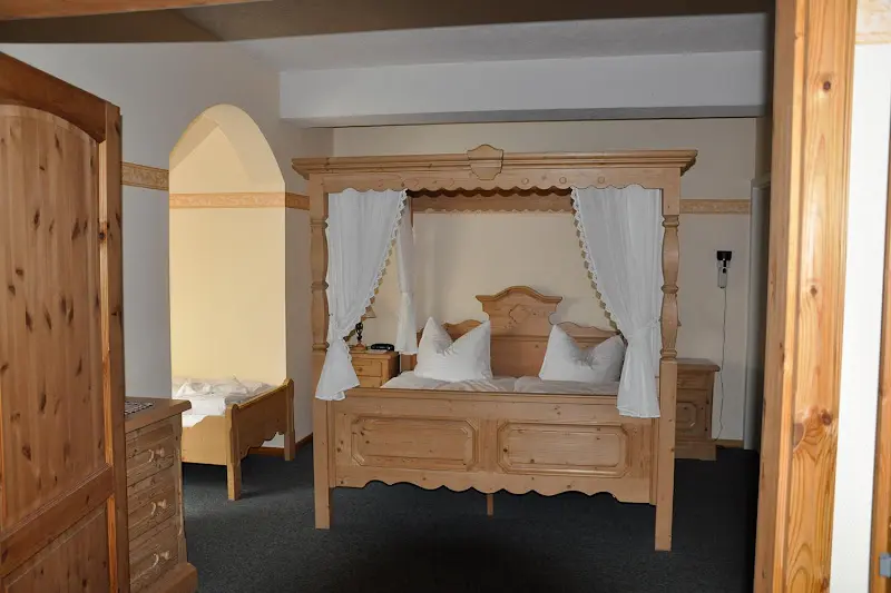 Dorfkrug und Pension Kuhhorst_Fehrbellin_slider_image_3