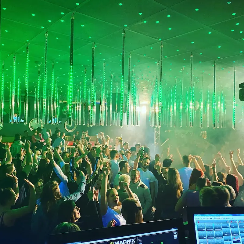 Crazy Friesack_Friesack_slider_image_3