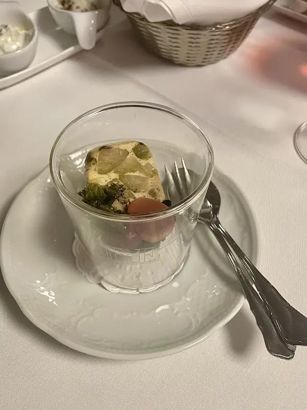 Madeleine_Schreibers Goldener Hahn_Finsterwalde_review