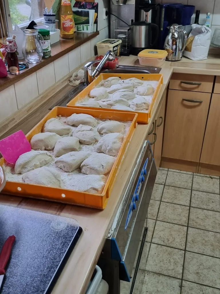 Mike Waterstrat_Winzerhof Doll Straußwirtschaft Ortenau Wohnmobil Stellplatz Doll's Edelbrände_Kappelrodeck_review