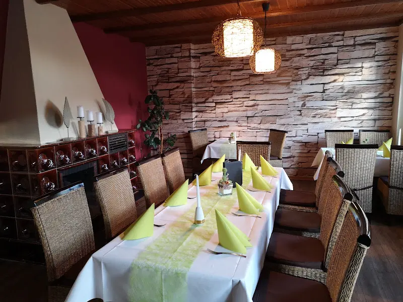 Restaurant "Zum Erblehngut" Inhaber: Christian Heinrich restaurant in Massen-Niederlausitz