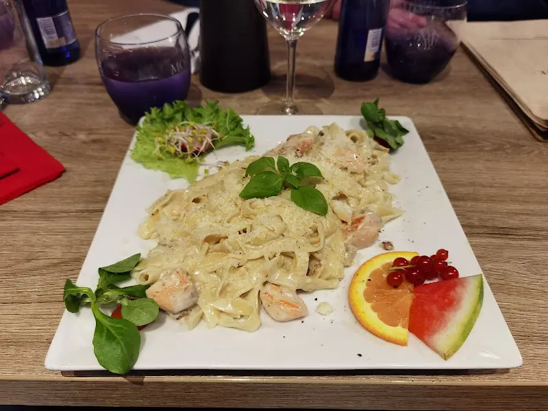 Lucca Gastro UG__slider_image_3