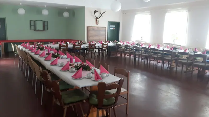 Dorfkrug Meseberg restaurant in Gransee