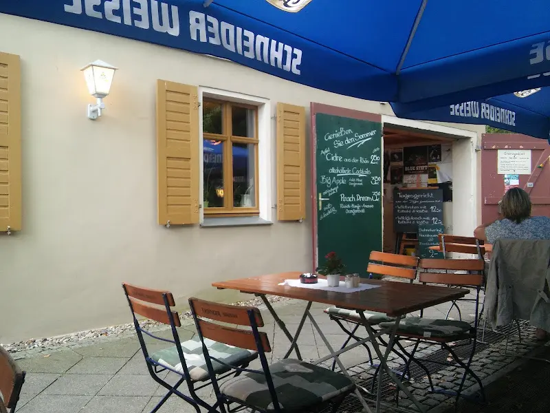 Gasthaus Zur Linde restaurant in Fürstenberg/Havel