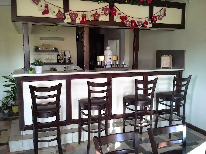 Gaststätte Zur Linde restaurant in Großthiemig